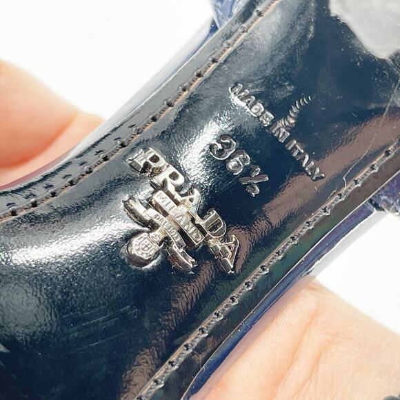 Prada Navy Blue Black Patent Leather Bow Pointed Toe D'Orsay Pump size IT 36.5 - Picture 10 of 11